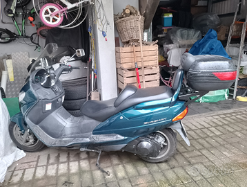 Suzuki Burgman 250