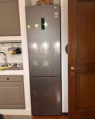 Frigorifero LG combinato No Frost