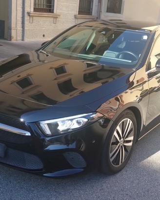 Mercedes-benz A 180 d Automatic Business