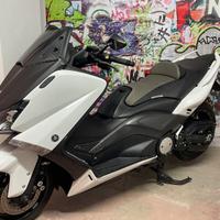 Yamaha T Max 530 - 2012