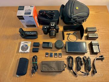 Corredo Alpha Sony a7S + Obiettivo + accessori