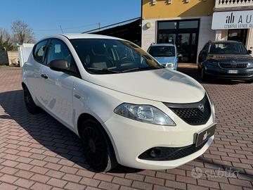 Lancia Ypsilon 1.2 69 CV 5 porte S&S Elefantino Bl
