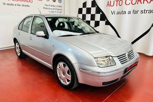 Volkswagen Bora 1.6 105CV 16V cat Highline