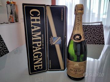 Bottiglia di champagne Jacquart porta cioccolatini