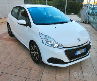 Peugeot 208 Bluehdi Sport