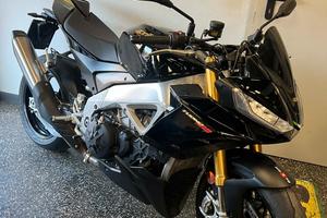 Aprilia Tuono V4 1100 FACTORY MOTO DA VETRINA 12 M