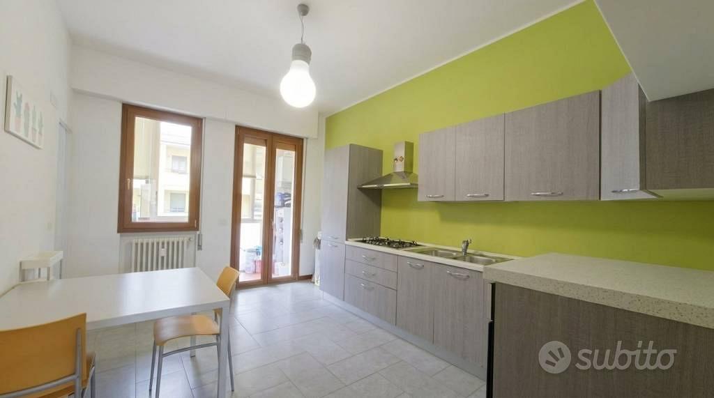 Appartamento di 135 m² con più di 5 locali a Arezz - Altro