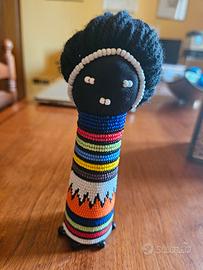 bambola zulu Africa con perline 