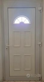 Portoncino ingresso pvc