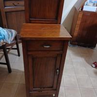 COPPIA DI COMODINI RESTAURATI