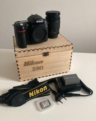 Nikon D80 CCD completa con cofanetto artigianale