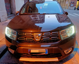 Dacia Sandero Stepway turboGPL 2017 90cv