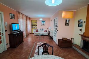 Montefortino - Luminoso trilocale vista Sibillini