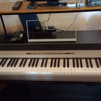 Pianoforte elettrico korg mod. SP300