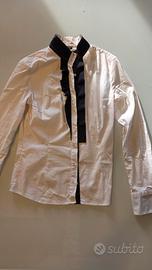 Camicia bianca Motivi con dettagli neri e volant