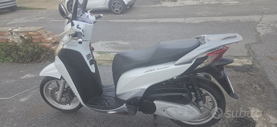 Honda sh300i con allarme