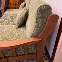 divano 3 posti + 2 poltrone in legno