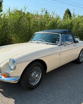 Auto d'epoca - MGB