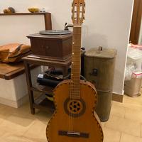 Chitarra acustica vintage