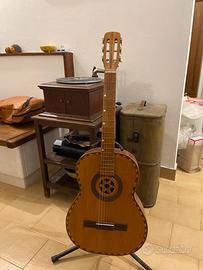 Chitarra acustica vintage