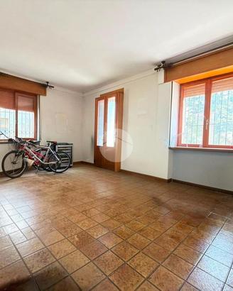 2 LOCALI A CAMISANO