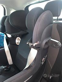 Seggiolino auto