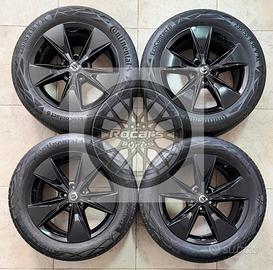 Cerchi 18 e pneumatici originali Volvo Xc40