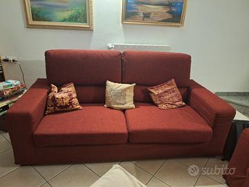 coppia divani e puff letto