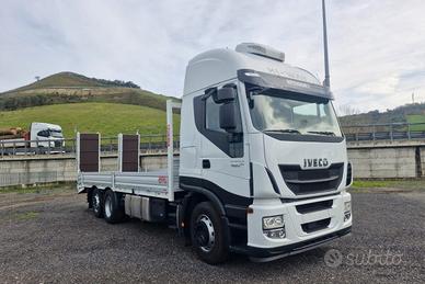 IVECO 260S48 CARRELLONE