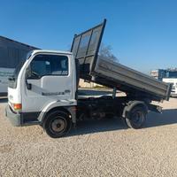 Camion Nissan Cabstar E.110 Rib