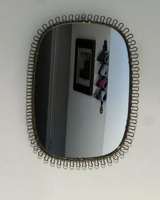 Specchio designer Frank Josef
