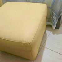 Pouf imbottito in pelle 60x60x47 con copripouf