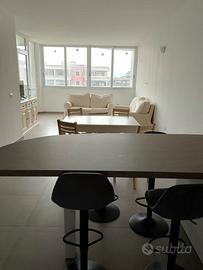 Trilocale panoramico zona centrale