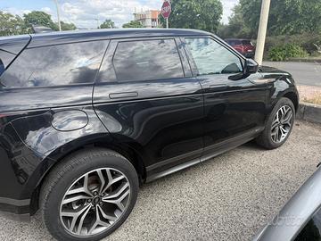 Range rover evoque