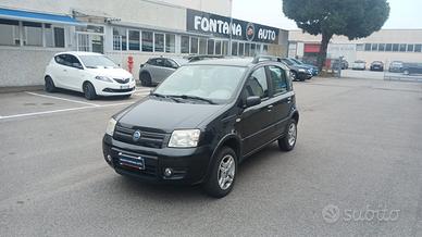 Fiat Panda 4x4 Climbing