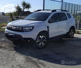 Annuncio Dacia Duster