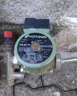 Pompa elettrica caldaia