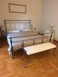 Letto completo in ferro battuto con panca
