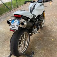 Ducati monster 1100S
