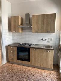 Sacile euro 800,00 + euro 200,00 condominio