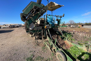 Macchina per raccolta pomodori