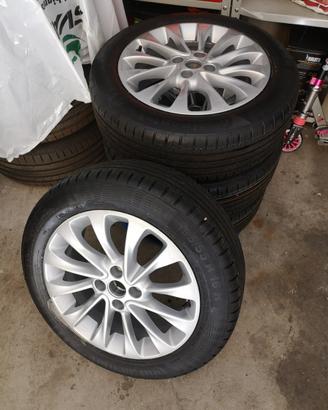 Cerchi in lega opel corsa originali.