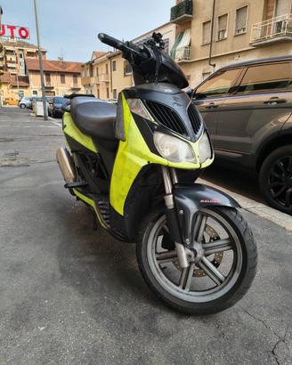 Aprilia Sportcity 125 (Kit Malossi) da sistemare