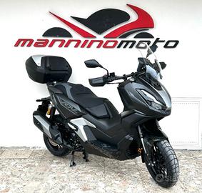 Honda adv 350 04/10/2022 con solo 5760 km pronta c