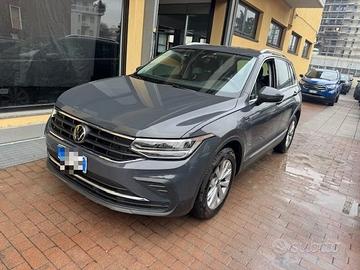 VOLKSWAGEN Tiguan 2.0 TDI 150 CV SCR DSG 4MOTION L