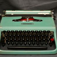OLIVETTI Lettera 22 funzionante