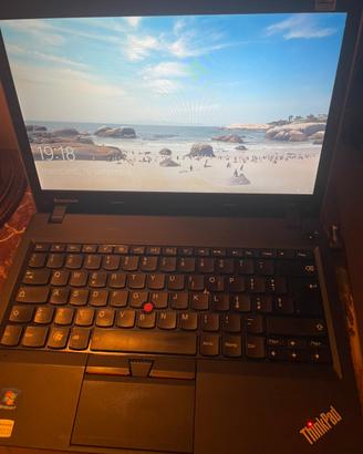 Notebook lenovo i3