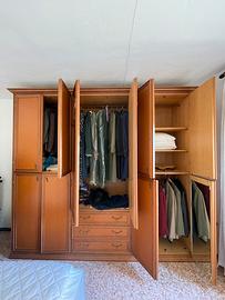 Camera matrimoniale in legno