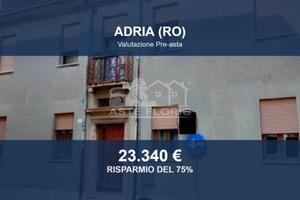 Immobile in asta di 182 m² con più di 5 locali a A