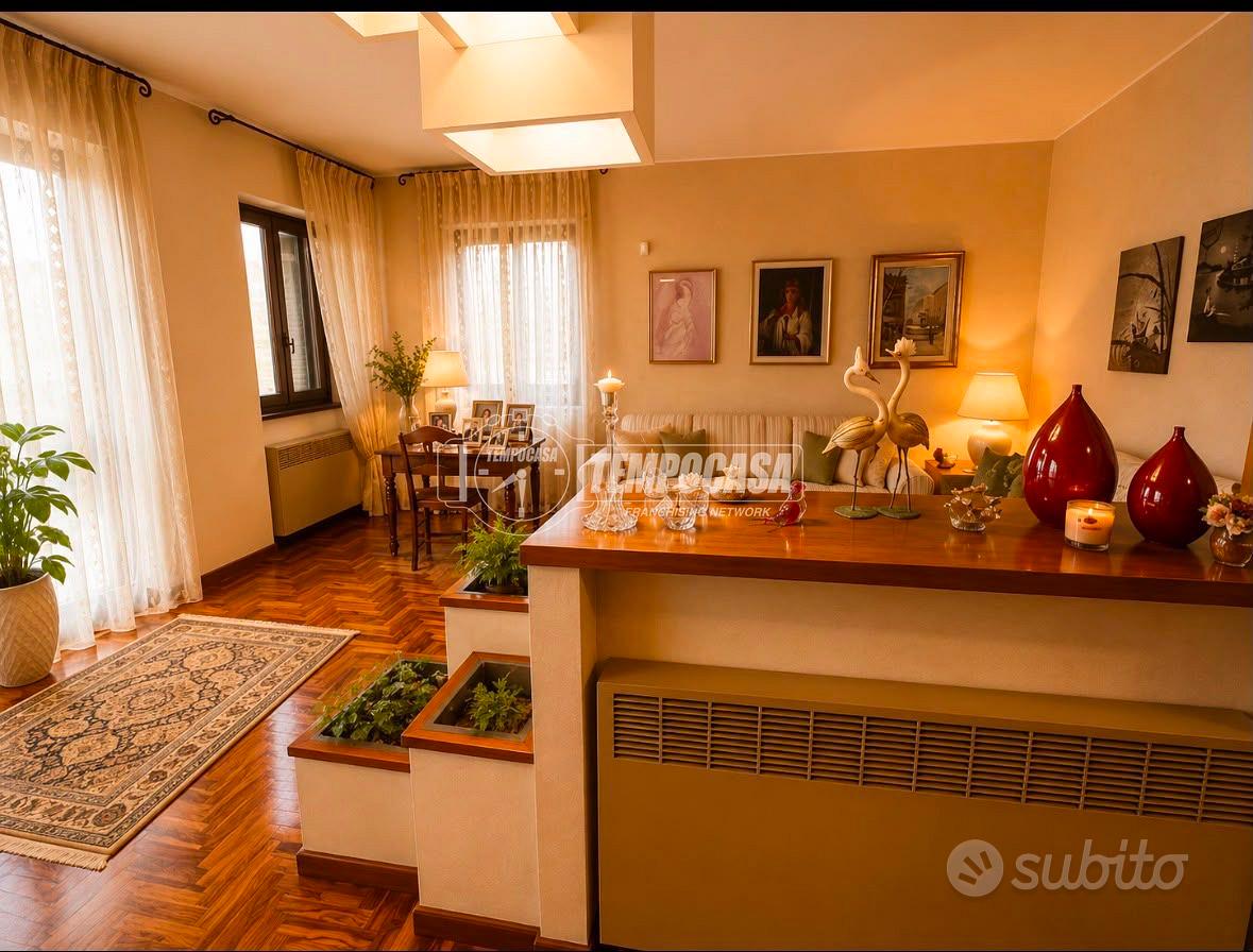 ESCLUSIVA VILLA DI TESTA CON 300 MQ DI GIARDINO!! - Vista 5